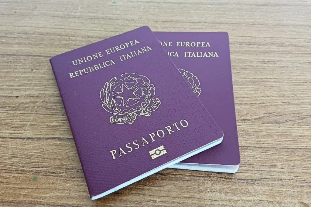 Passaporto italiano per viaggiare